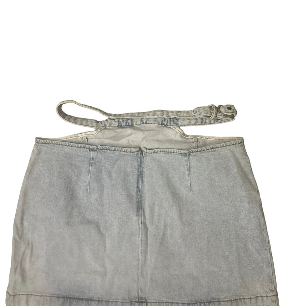 WeWoreWhat NWT Light Wash Cut Out Mini Denim Mini Skirt Size Large - Picture 7 of 11